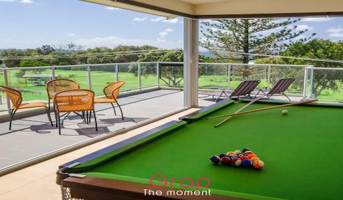 Aldau Penta billiard table in the commercial area