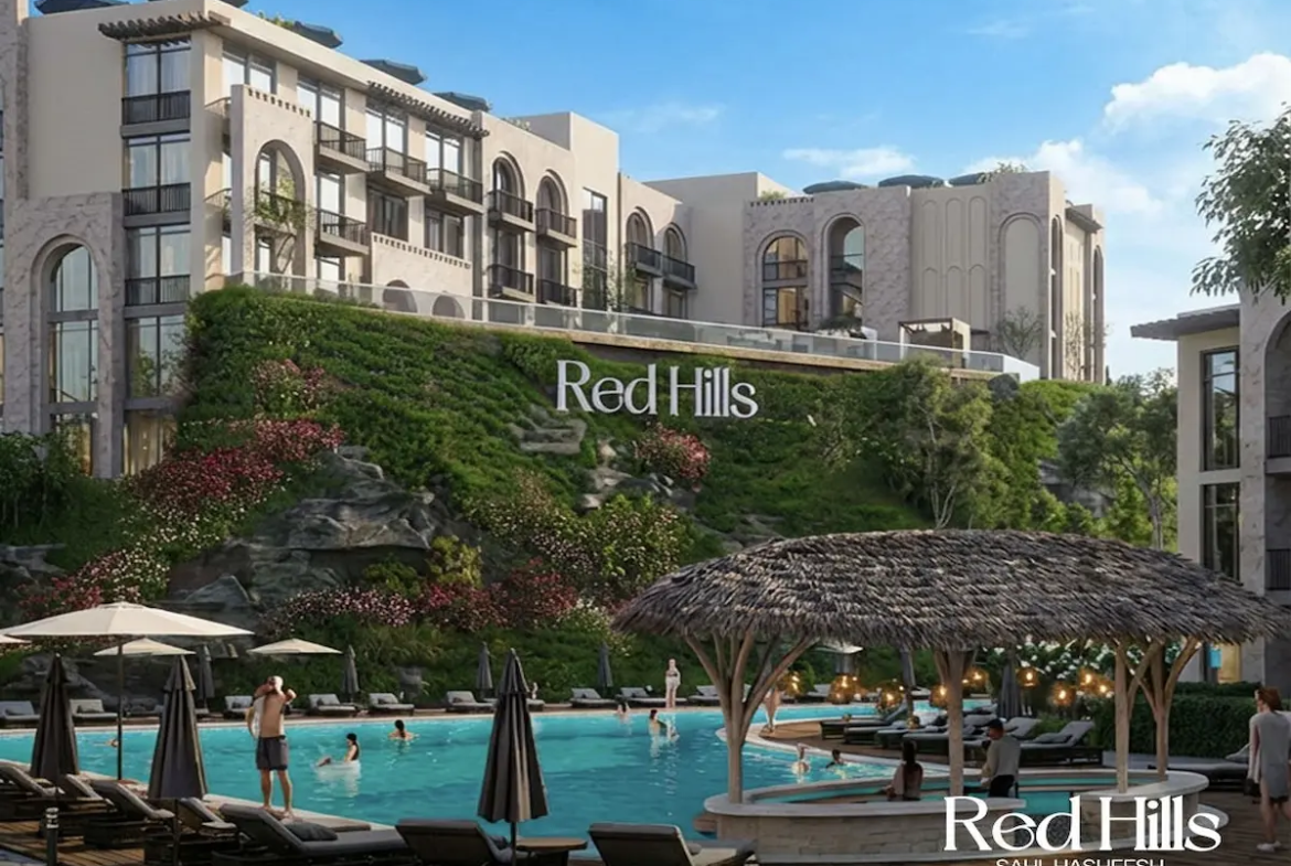 Red Hills Sahl Hasheesh Pool & Buildings on the hills side